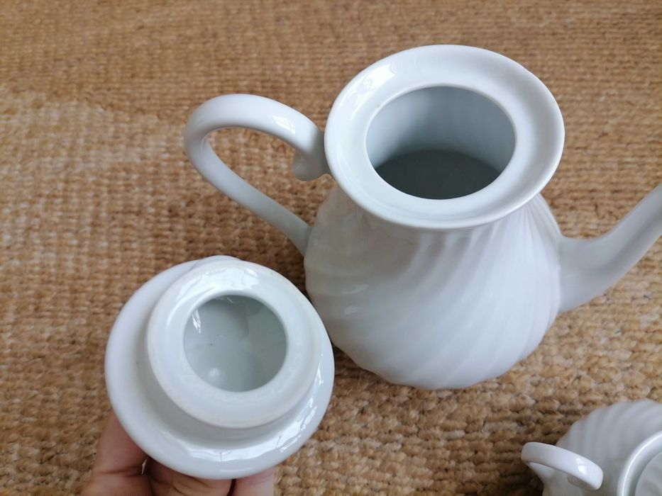 Conjunto bule e Açúcareiro Vista alegre