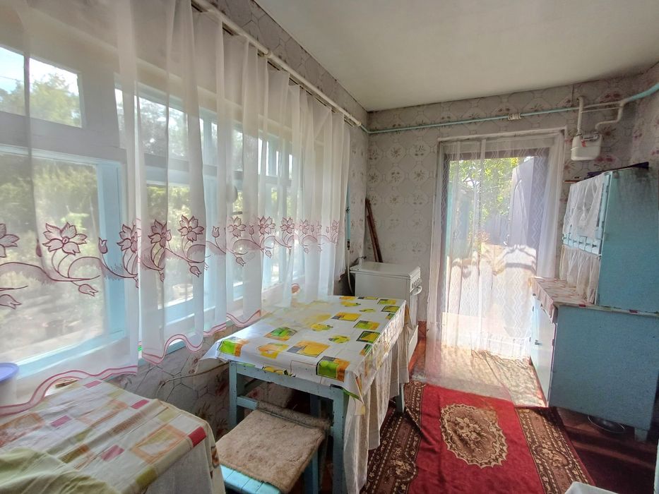 Просторный дом на 4комнаты, по очень приятной цене!  Ул.Серафимов