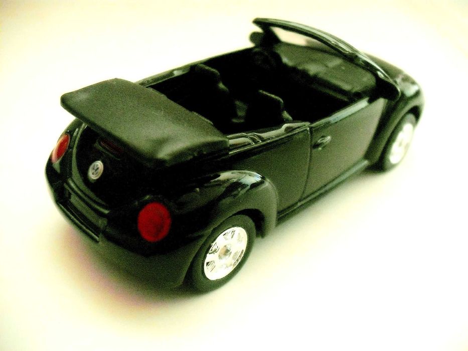 Volkswagen Cabriolet da Welly - esc. +/-1/64