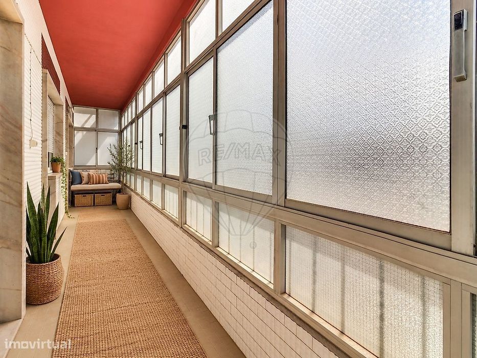 Apartamento T4 para arrendamento