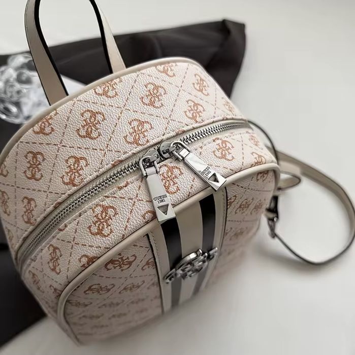 Plecak Guess premium Modny biały