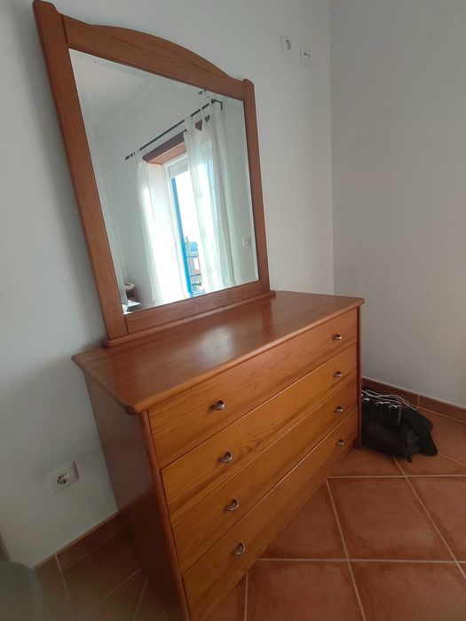 2 cómodas de quarto em madeira maciça (iguais) - vendo juntas ou separadas