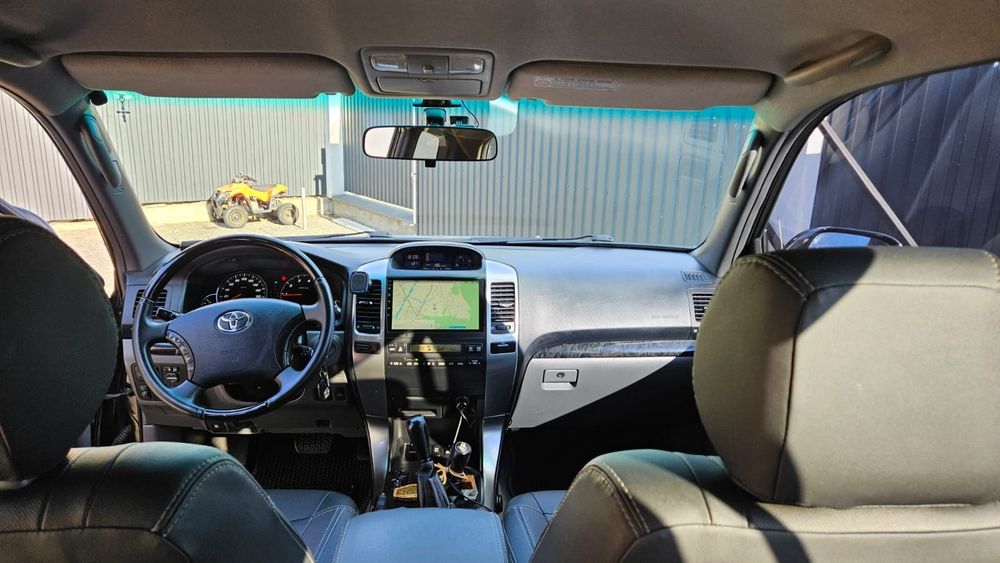 Toyota Prado 120