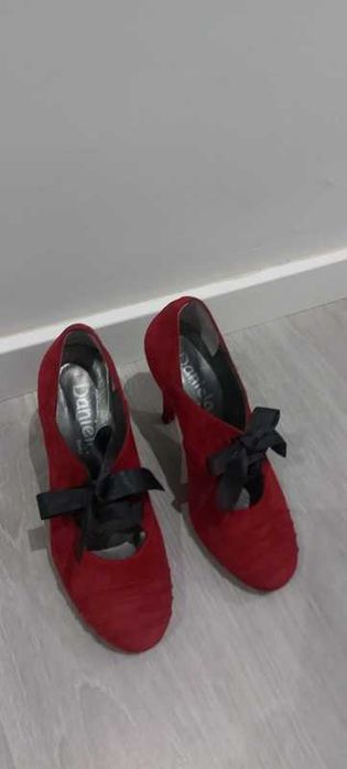 Sapatos bordeaux - Muito bons