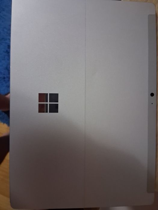 Surfec com ecrã partido