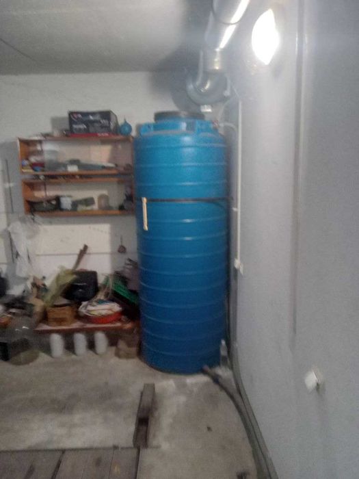 Продам двухэтажный дом с  ремонтом в Центре Слободки.