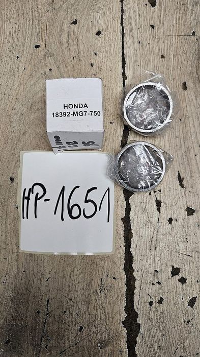 Uszczelka tłumika Honda CBF600 VTR1000 XR650 CB600 XL1000 VTX VT1100 18392-MG7-750