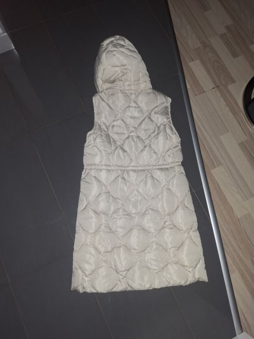 Bezrękawnik beżowy