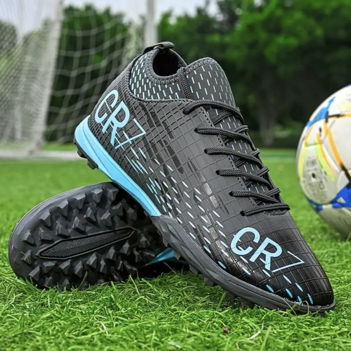 Нові  Сороконіжки,копочки,бутси, футбольне взуття,сороконожки