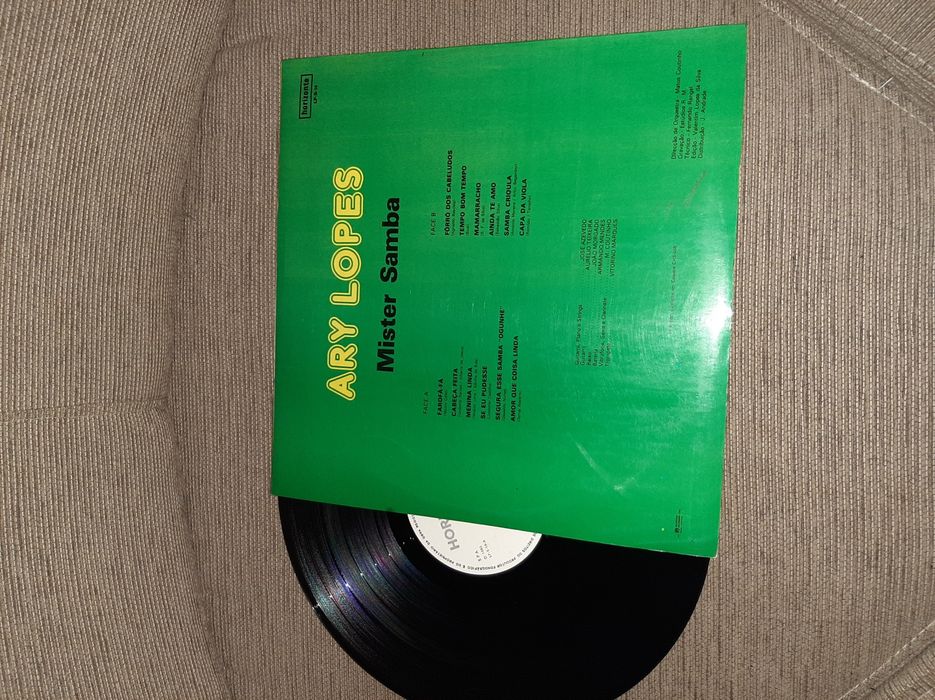 Disco de vinil em bom estado