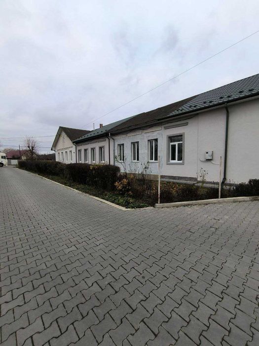 Продаж 2 квартири в особняку