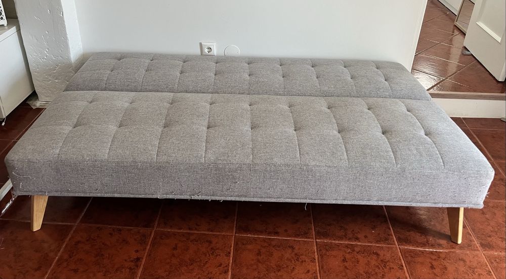 Sofa cama cinzento