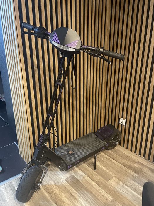 Sprzedam hulajnogę kukirin G4 2024