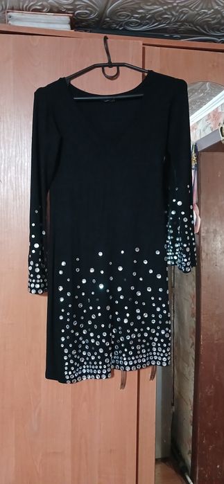 Плаття жіночі S,M