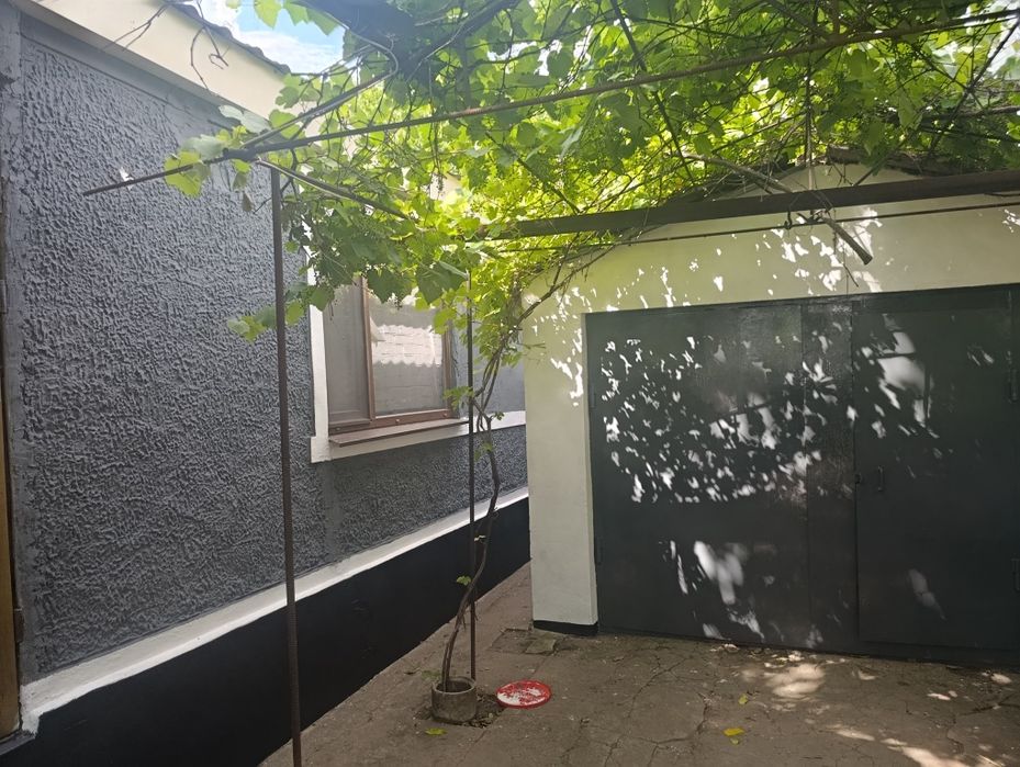 Продам будинок  калинова 244