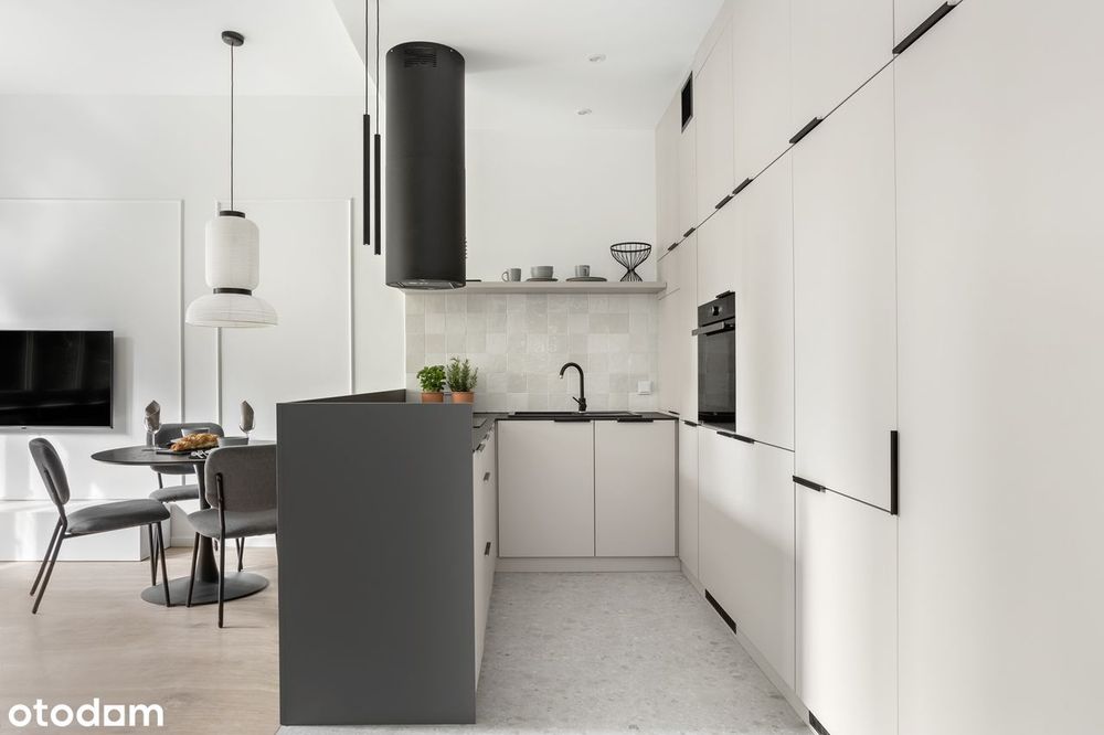 Nowoczesne mieszkanie w sercu Katowic/Contemporary Apartment