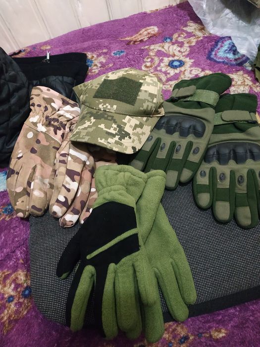 Ккепка бейзболка з натуральної тканини сірого кольору п'ятдесят дев'ят