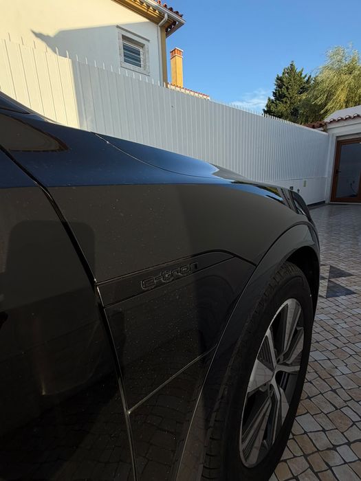 Audi Q8 etron sportback