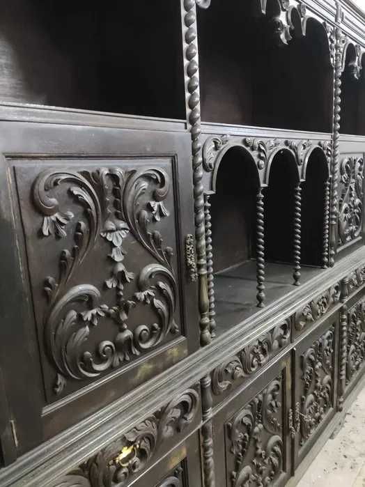 Estante Antiga de Mogno