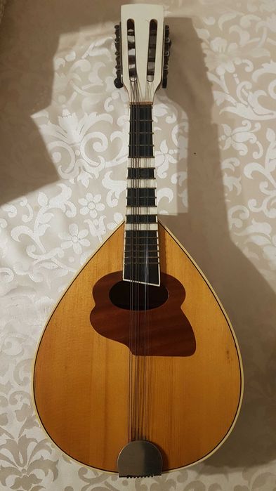 Stara mandolina lata 50.