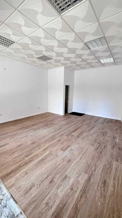 Loja remodelada no Centro do Barreiro