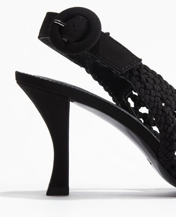 Piękne plecione buty H&M na designersko wygiętych obcasach.