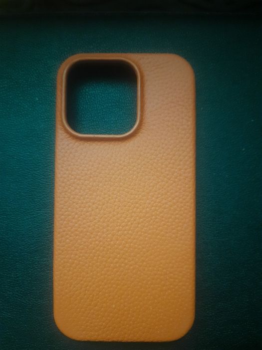 Чехлы на смартфон/телефон