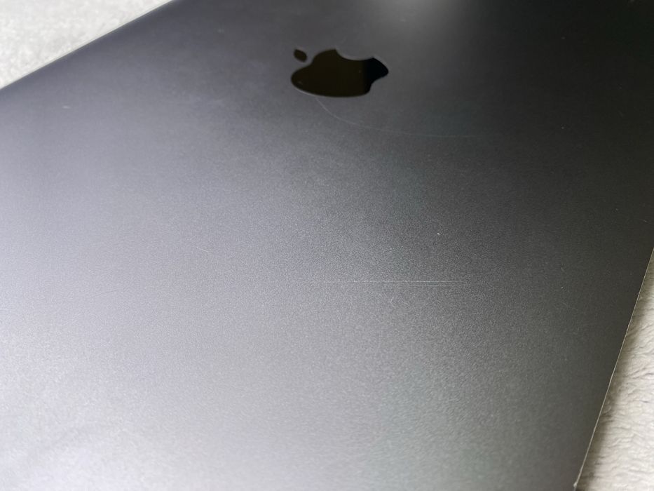 Екран MacBook Pro A1706/A1708 (2016–17) оригінал, на запчастини