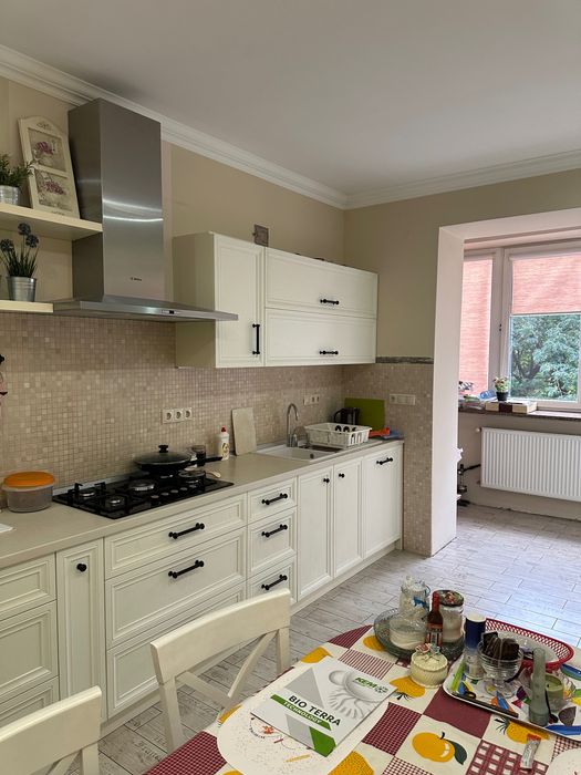 Ексклюзивна 2к квартира 85м² з каміном та власним гаражем, Небесної Сотні 2Б