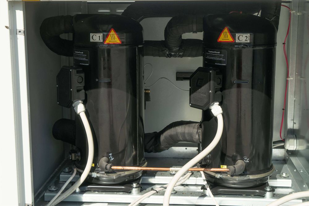 Чіллер/Тепловий насос Climaveneta NX W Y H 0302 96.7кВт/107 кВт. Новий