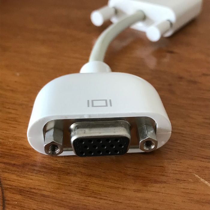 Adaptador DVI - VGA Apple