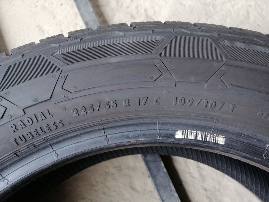 225/55R17 C 109/107T Continental VanContact Winter
