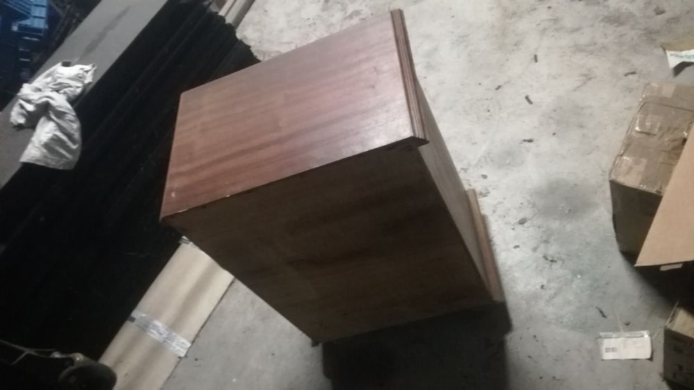 Mesinha cabeceira antiga