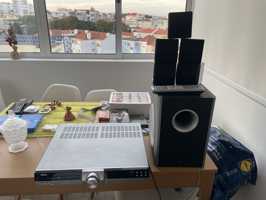 Para desocupar! Sistema Surround 5.1 Aiwa