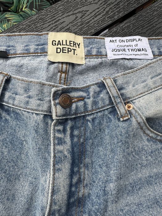 Jeansy Gallery Dept