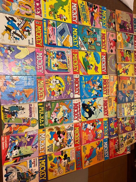 Grande lote Mickey Ed. Abril 40 exemplares 1966 a 1978
