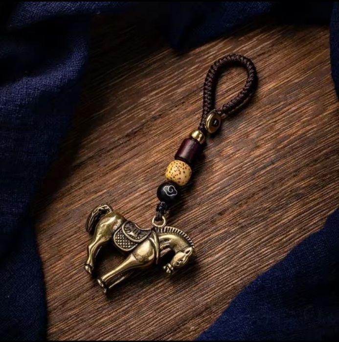 Брелок “Кінь” – символ удачі та успіху у 2026 році