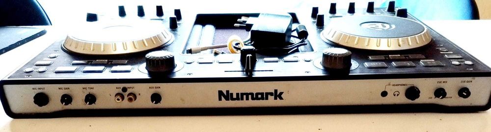 Controlador DJ Numark iDJ Pro427635798296514562