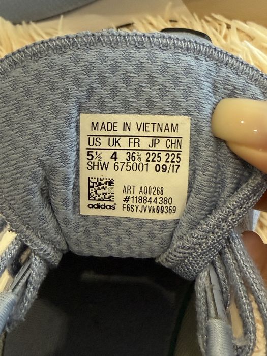 Adidas кросівки 37 р