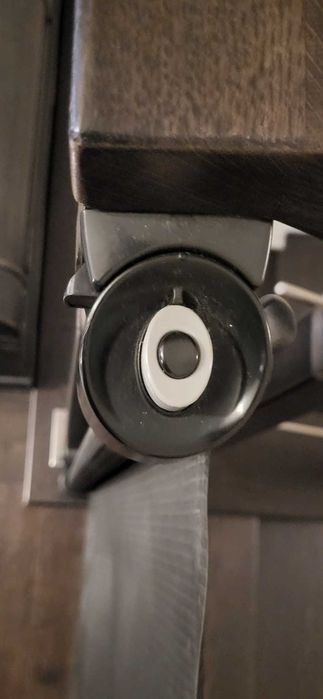 bramka ochronna zabezpieczająca schody i drzwi, rozwijana