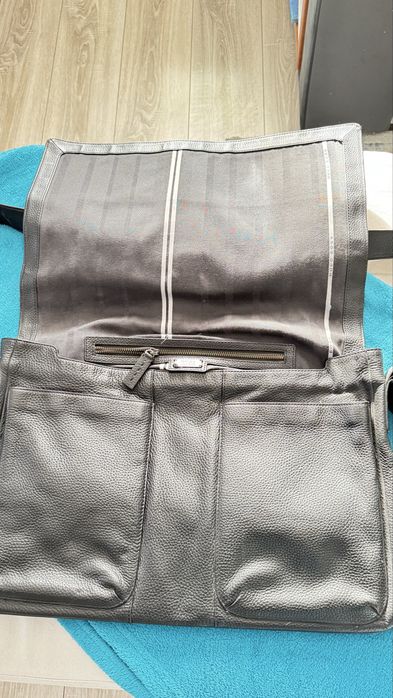Torba skórzana Hugo Boss czarna duża