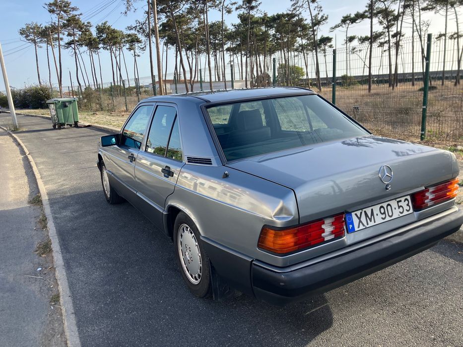 Mercedes-Benz 190E 2.0 foto 3
