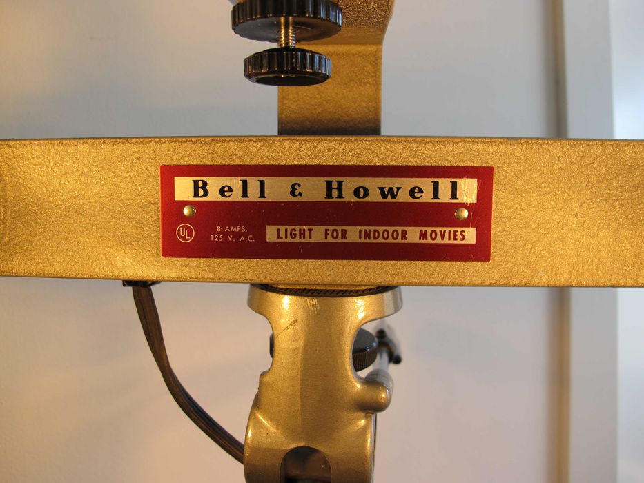 Bell Howell Light for Indoor Movies - Cinema antigo
