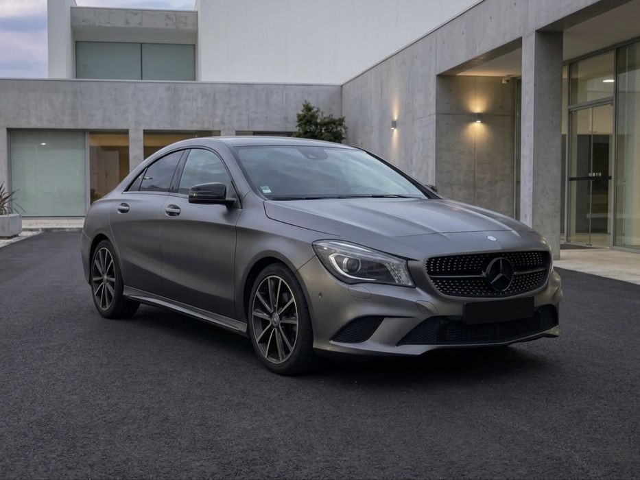 Mercedes CLA 180 CDI - Cinza Mate