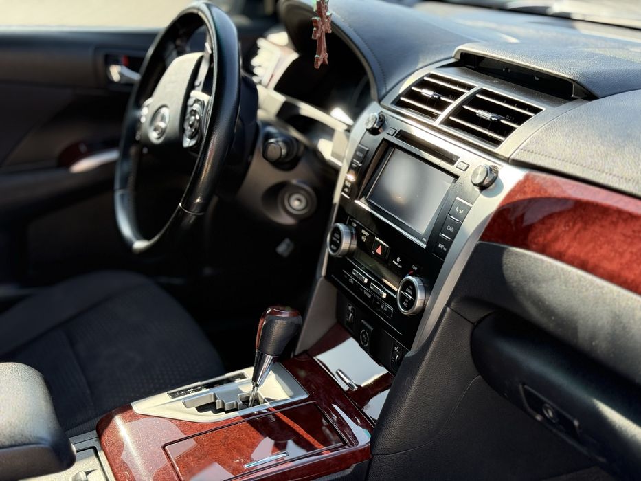 Toyota Camry 50 2014 2.5 Газ/Бенз