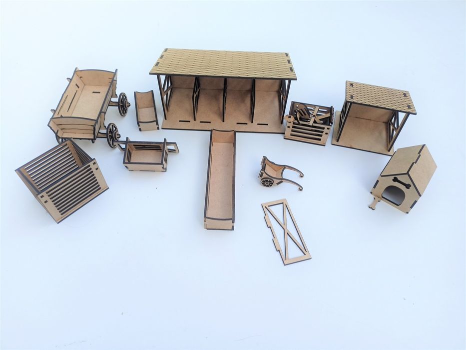 Игрушечная ферма, конюшня, дровник, тележка, корыто, ящик для сена: 380 ...