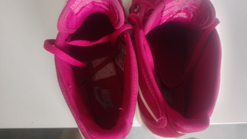 Sprzedam buty sportowe Nike rozmiar 36, 5 trampki  z wysoką  cholewką