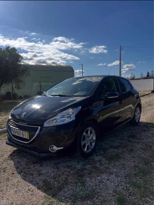 Peugeot 208 1.0 VTi Access 2013 - 92.000 km - 2.º dono — photo 2