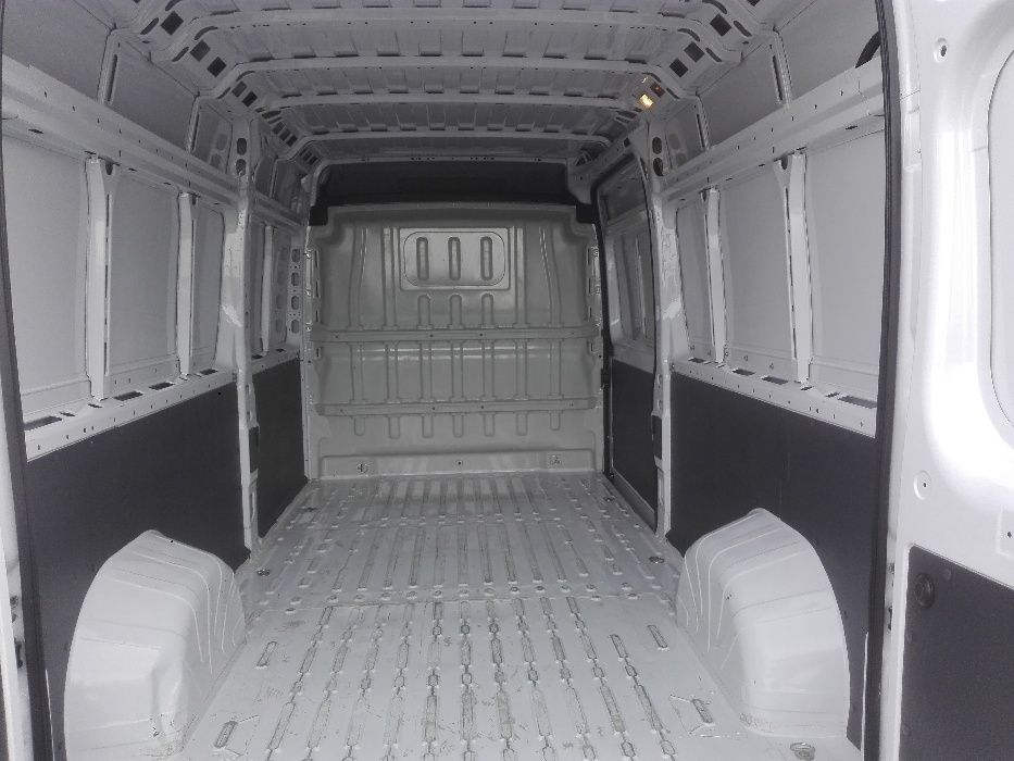 Wynajem busa busy, wynajem busów, dostawcze, osobowe blaszaki