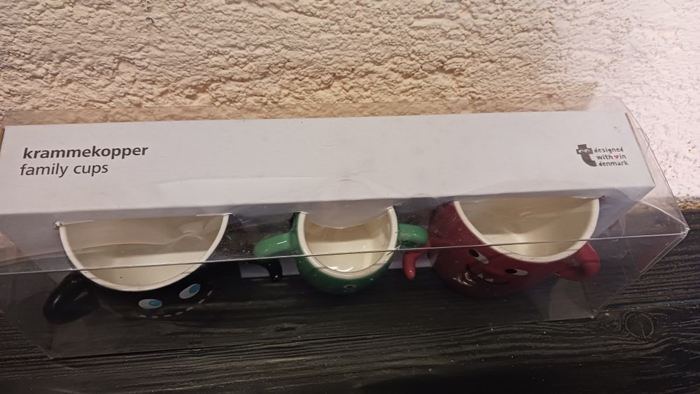 Conjunto 3 canecas portes incluídos